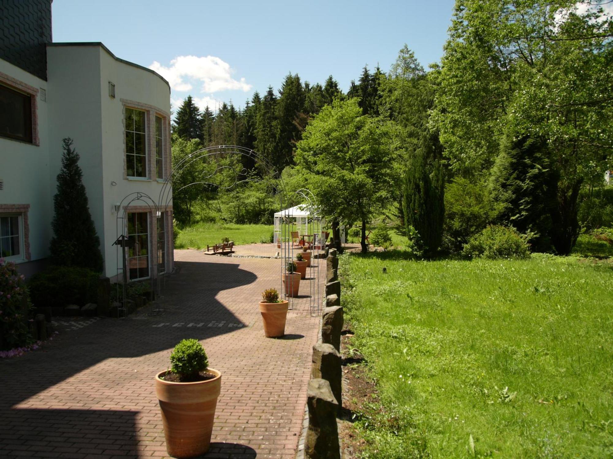 Studentenmuehle Hotel - Restaurant Nomborn Eksteriør bilde